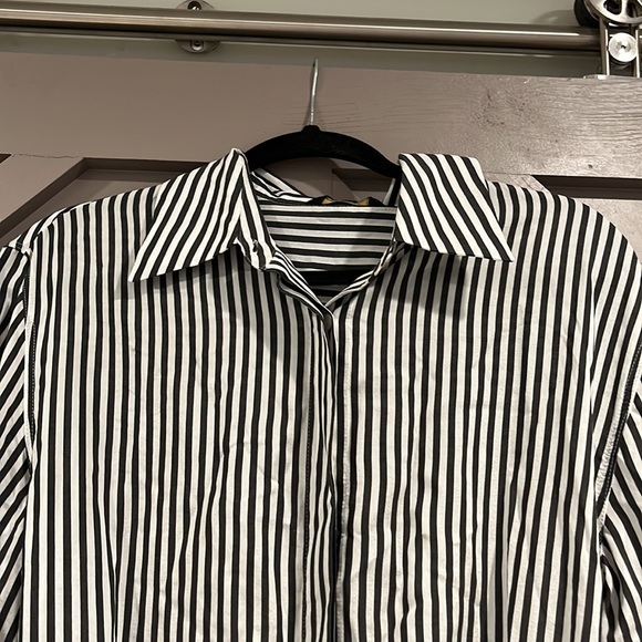 Massimo Dutti long sleeve belted button down black &white 3/4 length dress XS/S - Picture 2 of 16